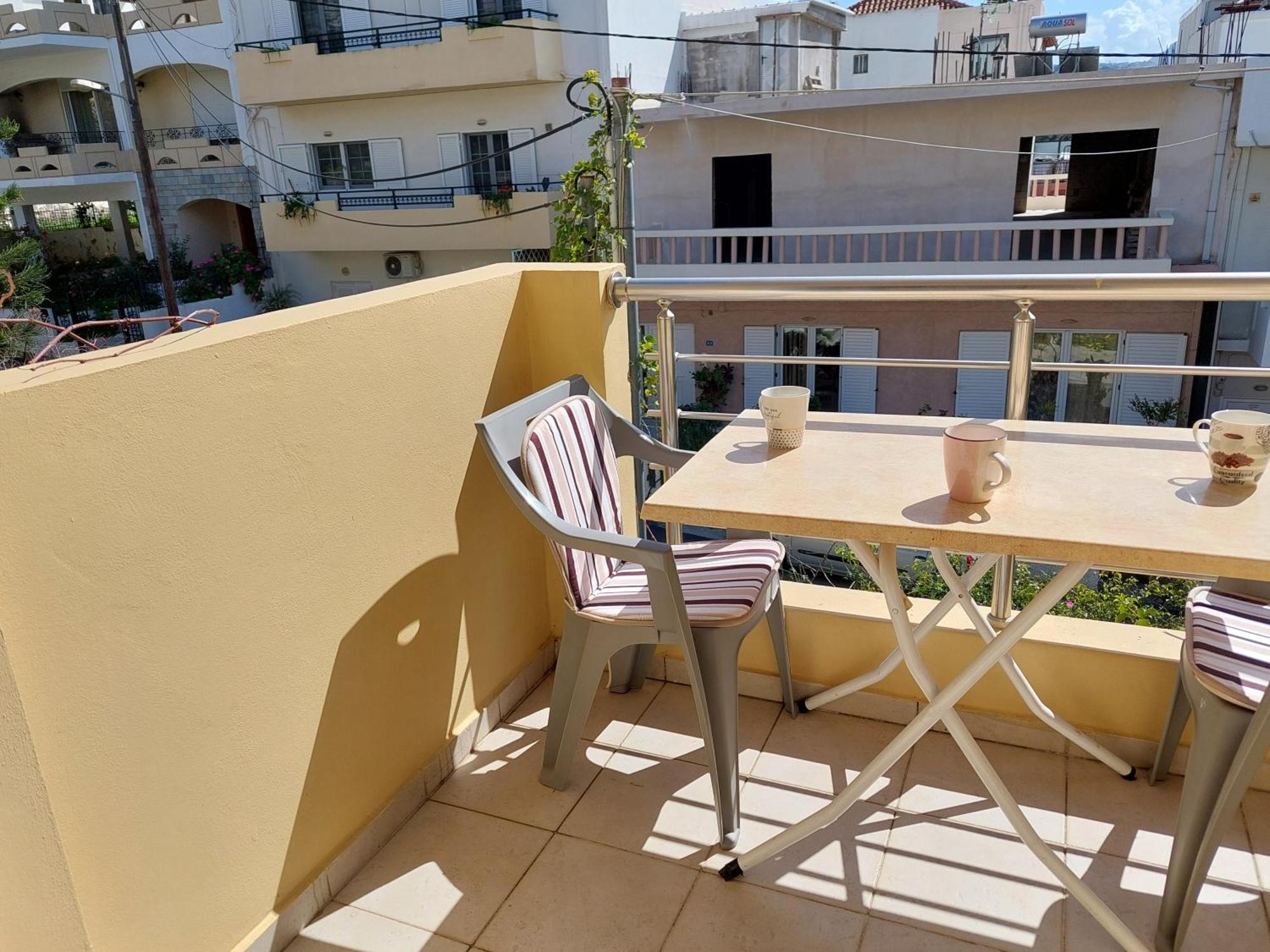 Georgia'S Family Apartment Heraklion  ภายนอก รูปภาพ